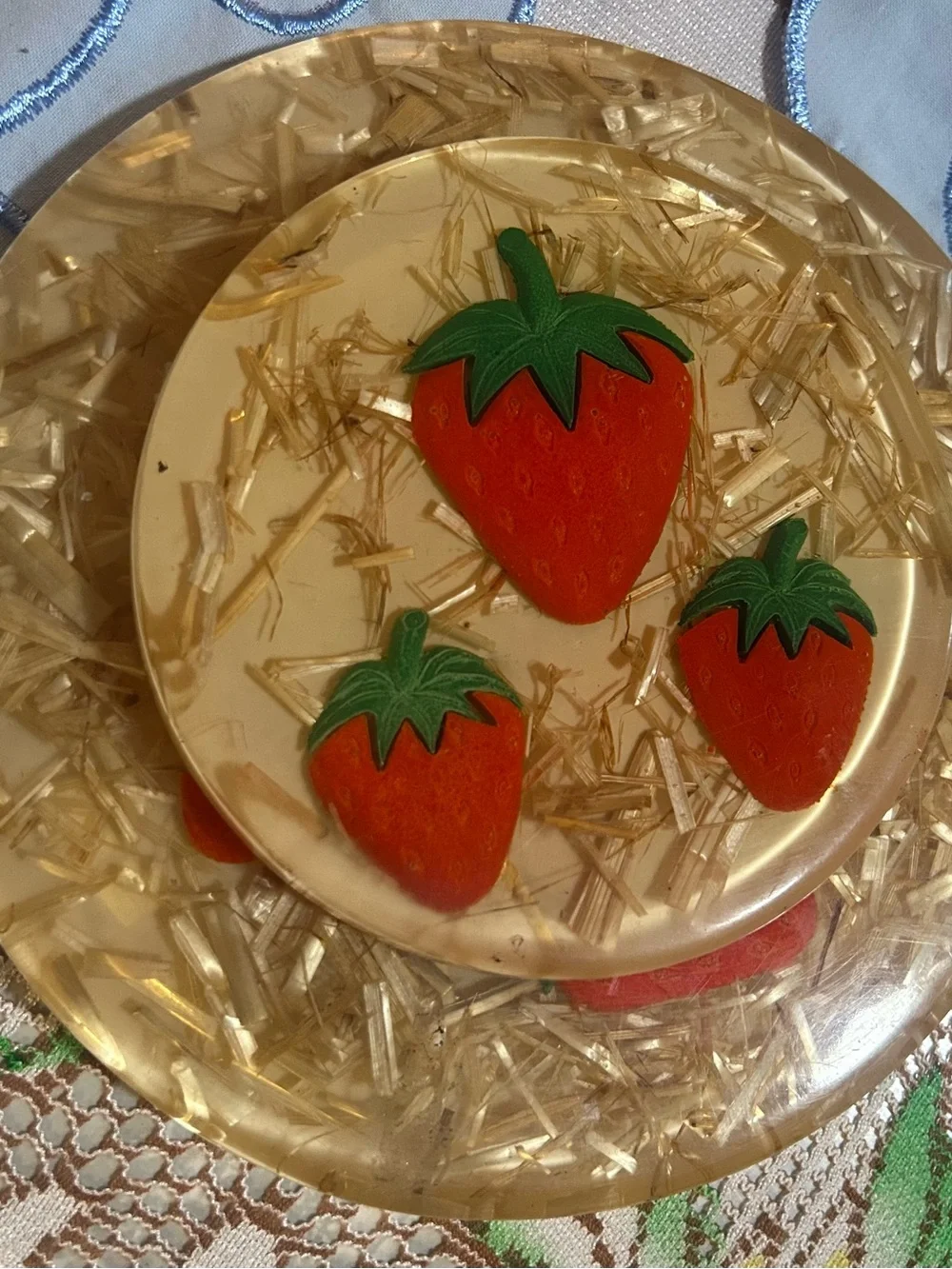70s Vintage Lucite Trivet set with Strawberries